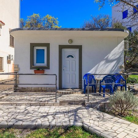 Apartment Julija Повиле Экстерьер фото